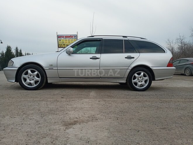 Mercedes C 220 1998, 319,800 km - 2.2 l - Salyan