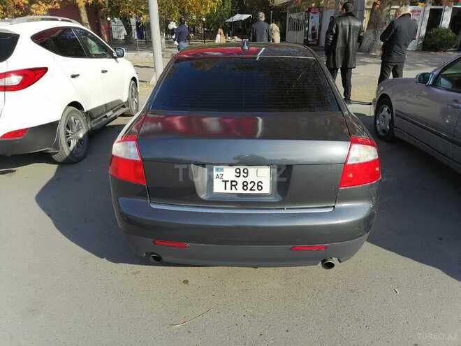 Audi A4 2003, 196,000 km - 1.8 l - Mingəçevir