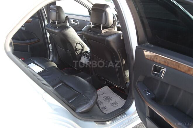 Mercedes E 220 2011, 195,000 km - 2.2 l - Bakı