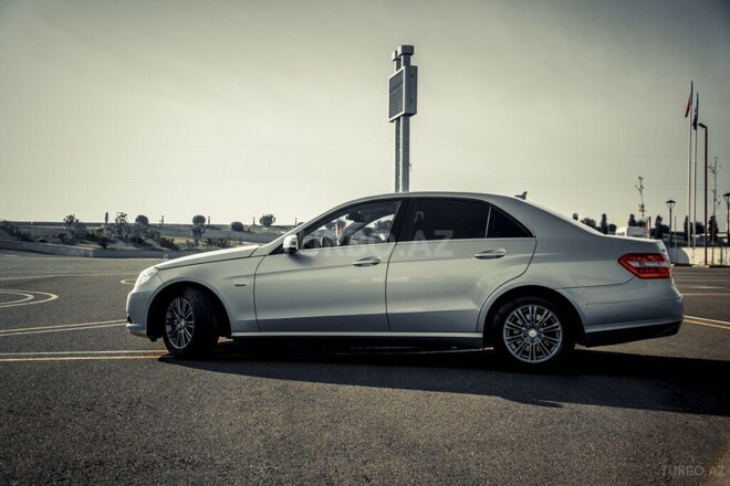 Mercedes E 220 2011, 195,000 km - 2.2 l - Bakı