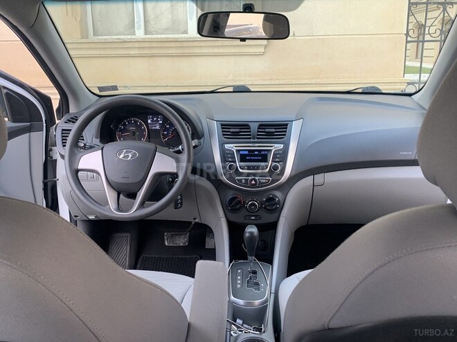 Hyundai Accent 2017, 37,440 km - 1.6 l - Gəncə