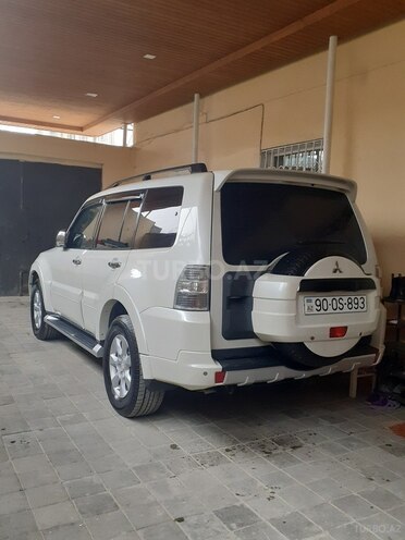 Mitsubishi Pajero 2008, 168,300 km - 3.0 л - Bakı
