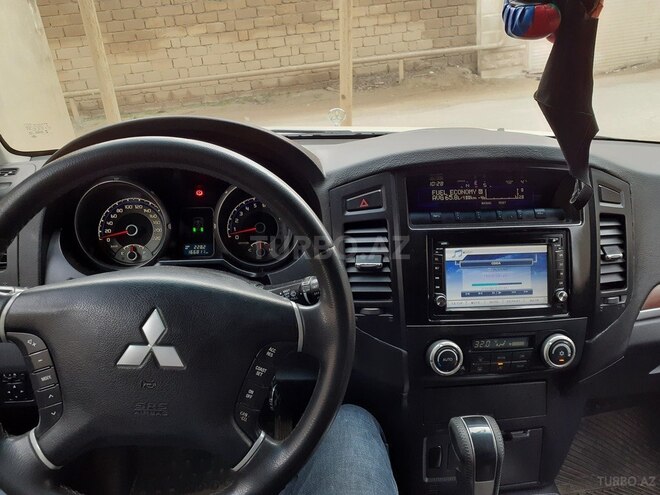 Mitsubishi Pajero 2008, 168,300 km - 3.0 л - Bakı