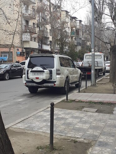 Mitsubishi Pajero 2008, 168,300 km - 3.0 л - Bakı