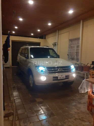 Mitsubishi Pajero 2008, 168,300 km - 3.0 л - Bakı
