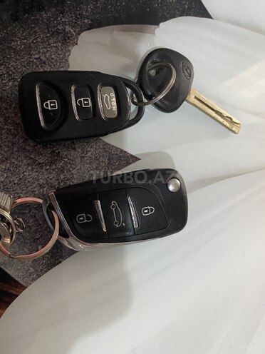Hyundai Sonata 2011, 239,000 km - 2.4 l - Bakı