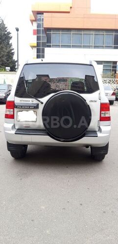 Mitsubishi Pajero io 2000, 182,300 km - 2.0 l - Bakı
