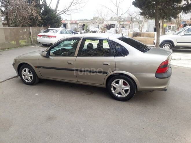 Opel Vectra 1996, 247,000 km - 2.0 л - Bakı