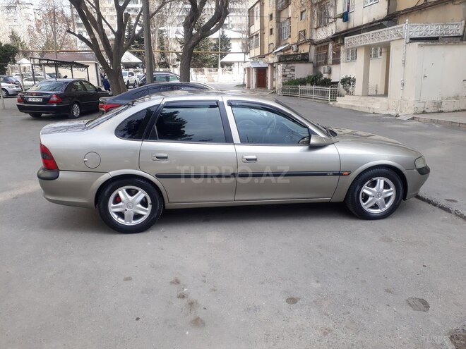 Opel Vectra 1996, 247,000 km - 2.0 л - Bakı