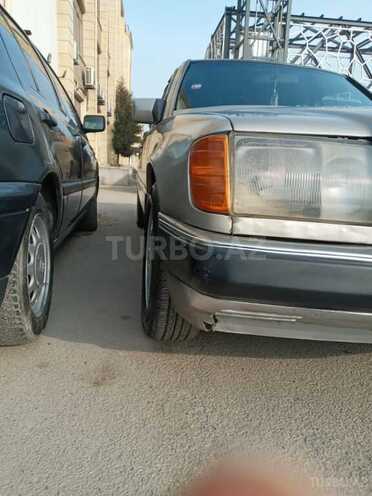 Mercedes E 200 1986, 620,000 km - 2.0 l - Bakı