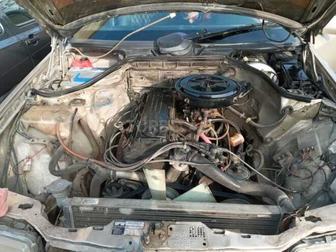Mercedes E 200 1986, 620,000 km - 2.0 l - Bakı