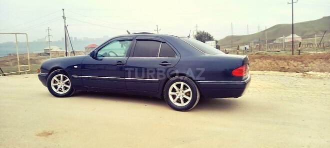 Mercedes E 230 1996, 395,000 km - 2.3 l - Mingəçevir