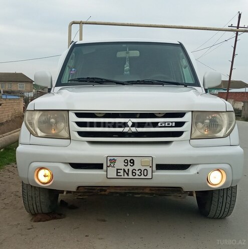 Mitsubishi Pajero io 2002, 250,000 km - 2.0 л - Neftçala