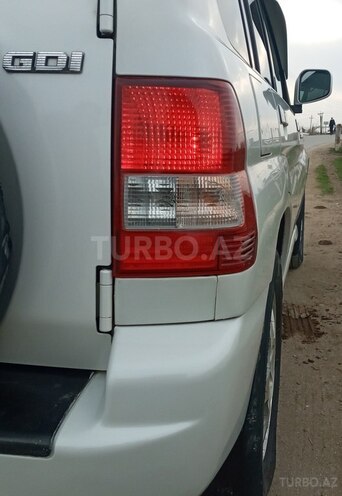 Mitsubishi Pajero io 2002, 250,000 km - 2.0 л - Neftçala