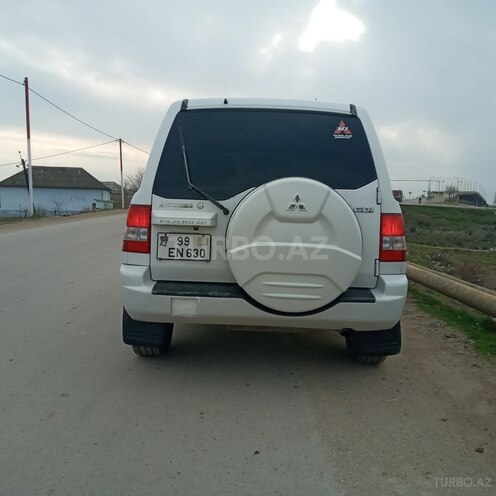 Mitsubishi Pajero io 2002, 250,000 km - 2.0 л - Neftçala