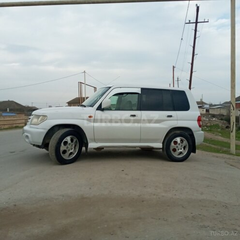 Mitsubishi Pajero io 2002, 250,000 km - 2.0 л - Neftçala