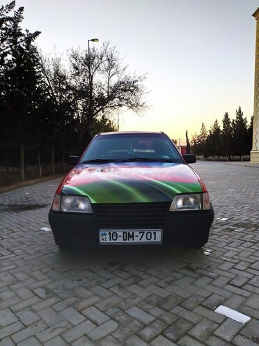Opel  1981, 242,500 km - 1.3 л - Bakı