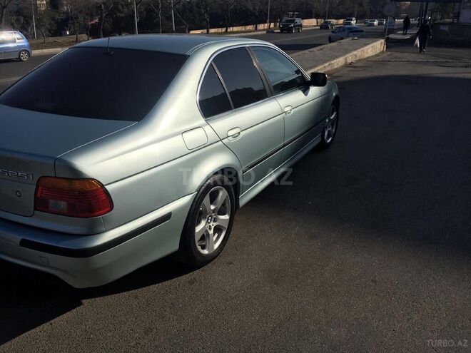 BMW 525 2001, 250,000 km - 2.5 l - Bakı