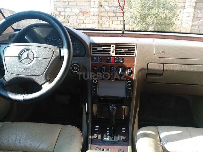 Mercedes C 220 1995, 412,000 km - 2.2 l - Bakı