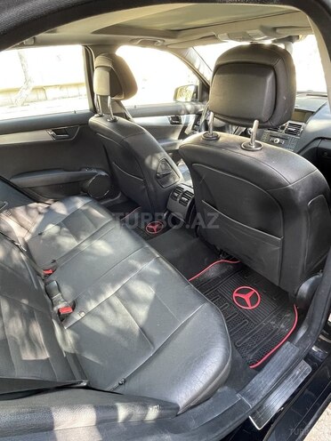 Mercedes C 230 2008, 183,000 km - 2.5 l - Bakı