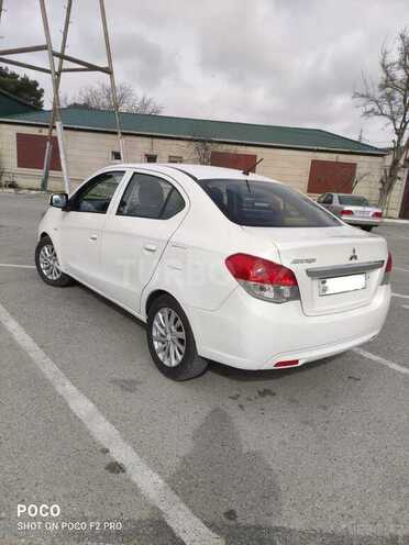 Mitsubishi Attrage 2014, 131,000 km - 1.2 л - Bakı
