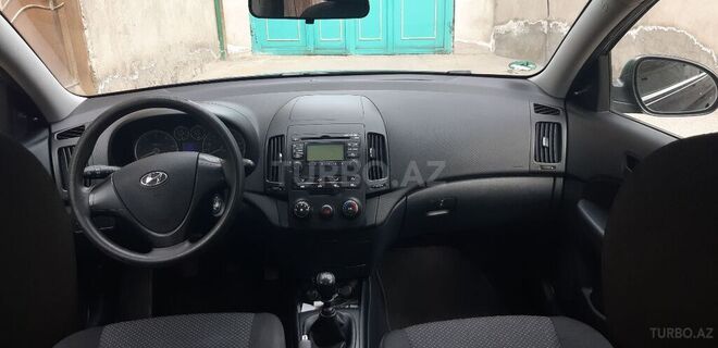 Hyundai i30 2009, 215,000 km - 1.6 л - Bakı