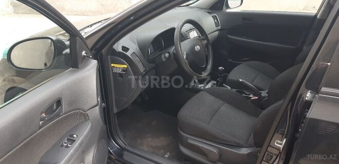 Hyundai i30 2009, 215,000 km - 1.6 л - Bakı