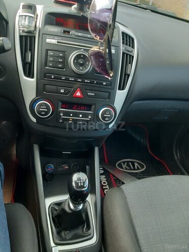 Kia Ceed 2010, 188,270 km - 1.4 l - Quba