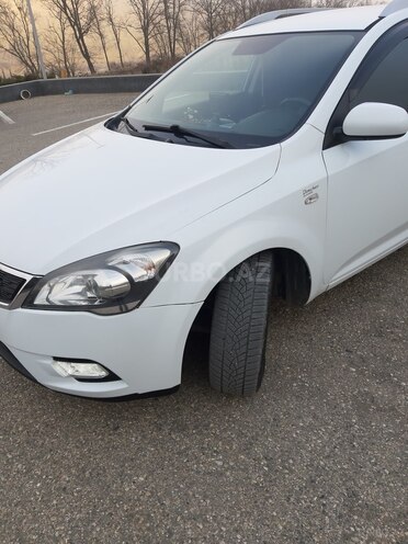 Kia Ceed 2010, 188,270 km - 1.4 l - Quba