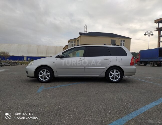 Toyota Corolla 2005, 260,000 km - 1.4 л - Sumqayıt