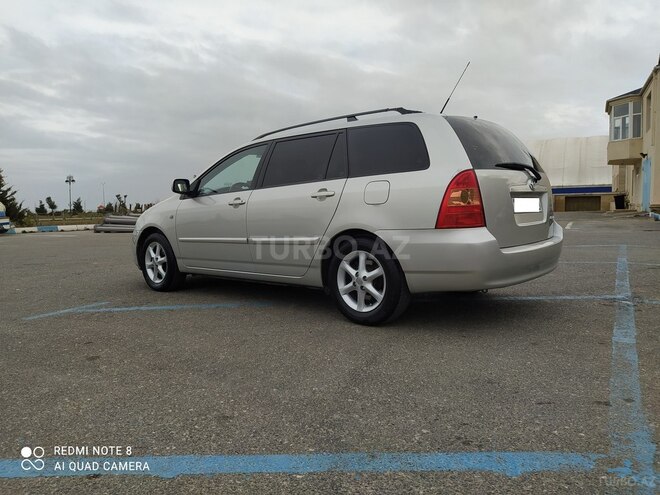 Toyota Corolla 2005, 260,000 km - 1.4 л - Sumqayıt