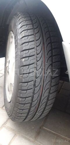 Mercedes E 200 1995, 281,500 km - 2.0 l - Bakı