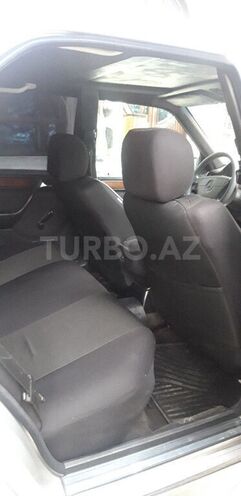 Mercedes E 200 1995, 281,500 km - 2.0 l - Bakı