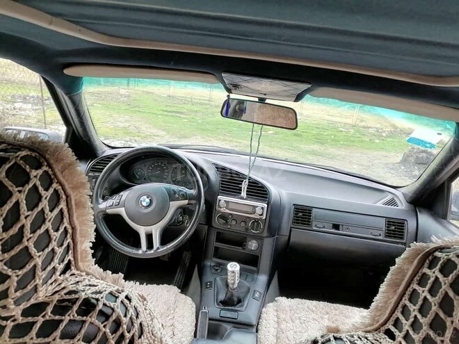 BMW 318 1991, 395,000 km - 1.8 л - Bakı