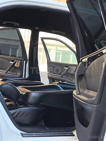 Mercedes E 240 2000, 318,425 km - 2.4 l - Bakı