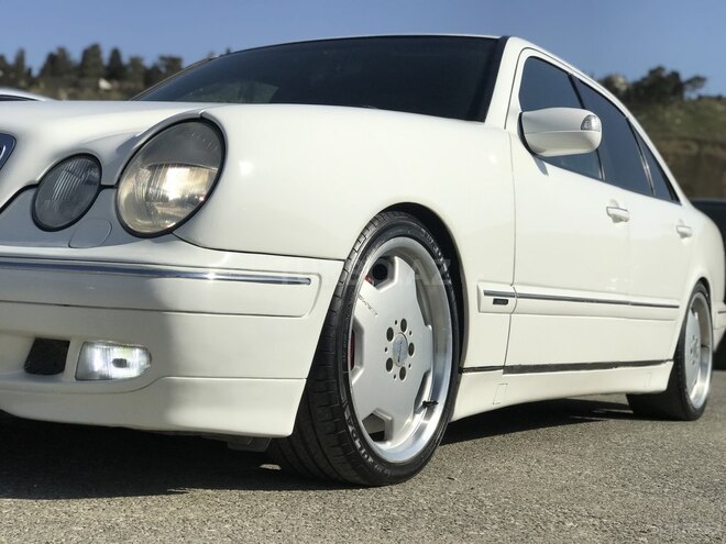 Mercedes E 240 2000, 318,425 km - 2.4 l - Bakı