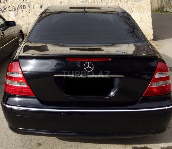Mercedes E 320 2005, 247,000 km - 3.2 л - Bakı