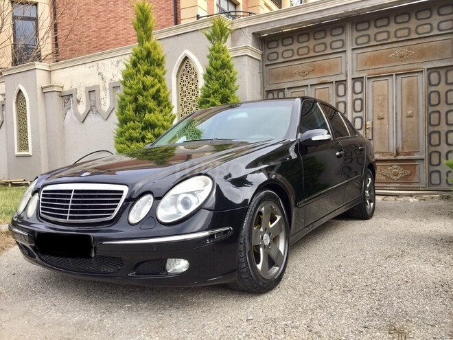 Mercedes E 320 2005, 247,000 km - 3.2 л - Bakı