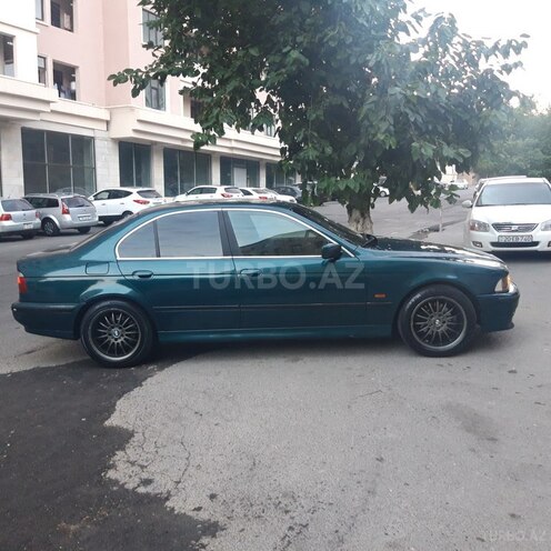BMW 528 1996, 280,000 km - 2.8 л - Bakı