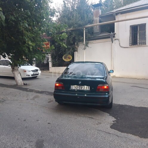 BMW 528 1996, 280,000 km - 2.8 л - Bakı