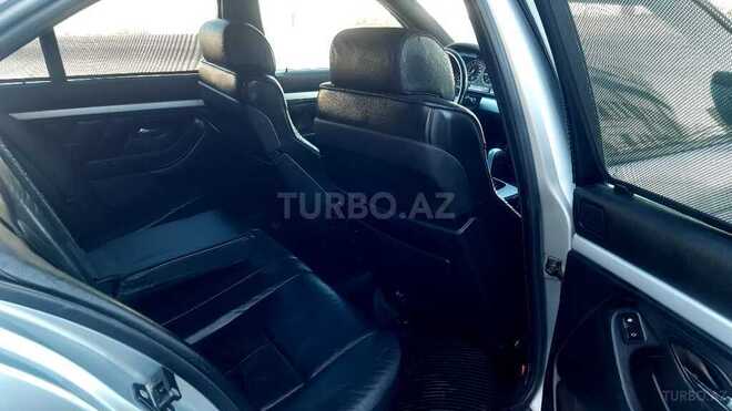 BMW 535 1997, 286,000 km - 3.5 l - İsmayıllı