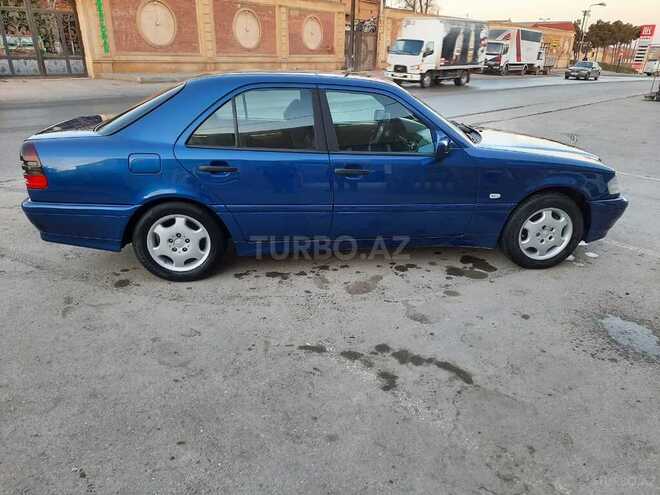 Mercedes C 180 2000, 400,000 km - 1.8 l - Bakı