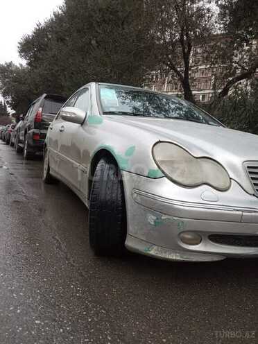 Mercedes C 240 2000, 331,815 km - 2.4 л - Bakı