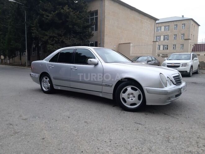 Mercedes E 270 2000, 40,000 km - 2.7 l - Bakı