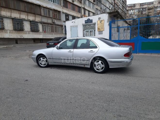 Mercedes E 270 2000, 40,000 km - 2.7 l - Bakı