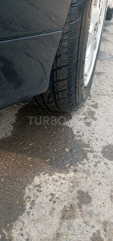 Mercedes E 300 1995, 456,000 km - 3.0 л - Bərdə
