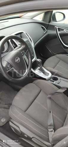 Opel Astra 2011, 148,000 km - 1.4 l - Bakı