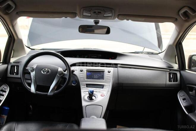 Toyota Prius 2013, 190,000 km - 1.8 л - Bakı