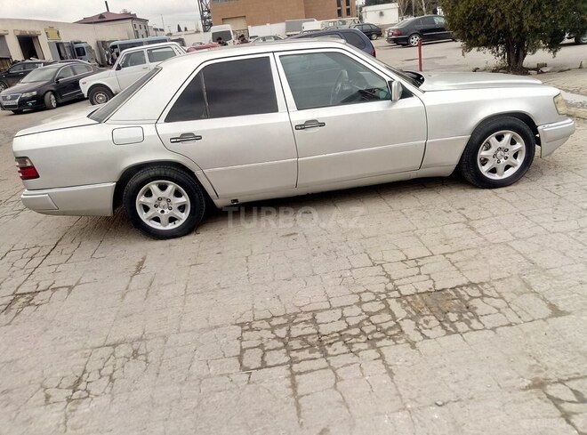 Mercedes E 230 1990, 223,698 km - 2.3 l - Sumqayıt