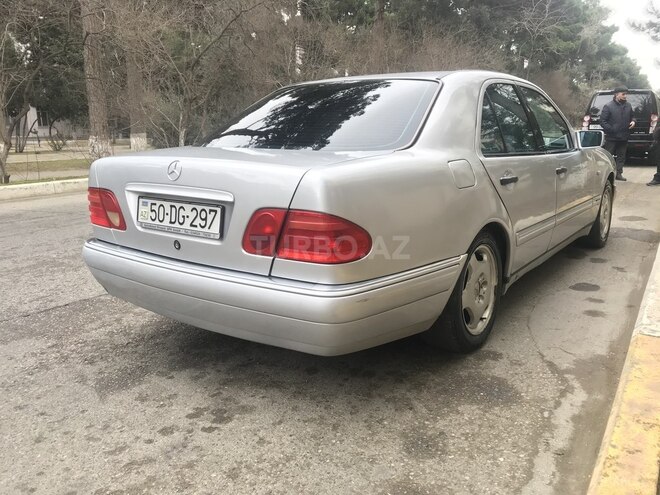 Mercedes E 240 1997, 355,000 km - 2.4 l - Sumqayıt
